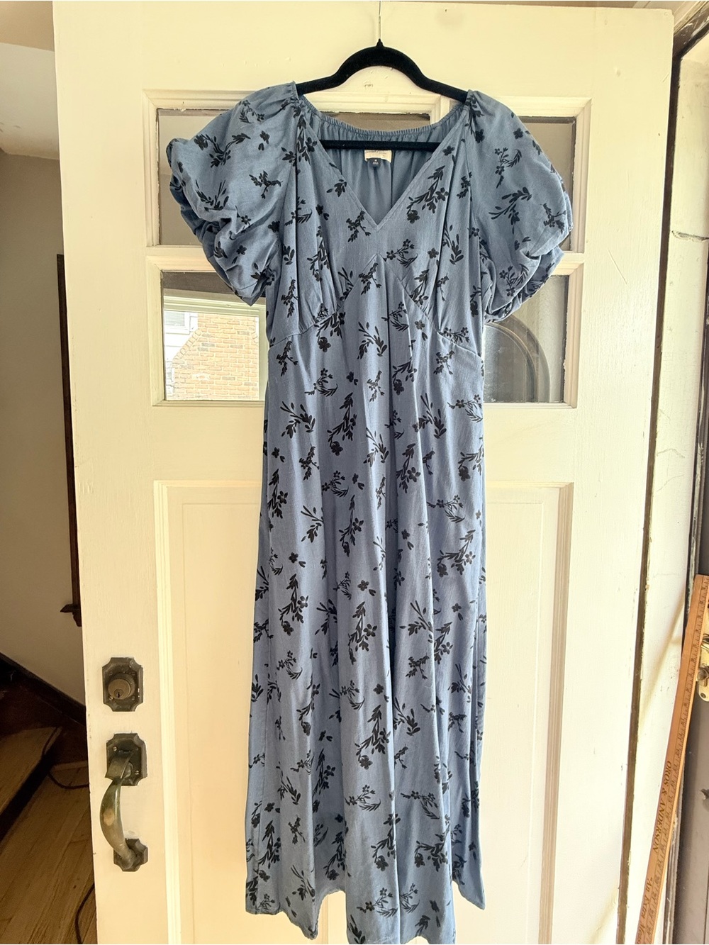 Universal Thread Light Blue Floral Maxi Dress with Puff Sleeves